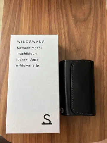 새상품급 WILDSWANS SADDLE PULL UP / DAKAR