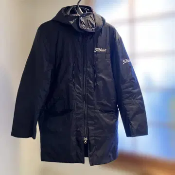 Titleist 블랙 벤치 코트