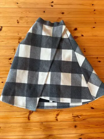 SHE Tokyo Elisa 울 체크 무늬 스커트 36