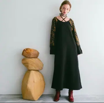 MARTE Cross Neck JQ Sleeve Dress