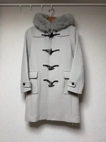 SHIPS 그레이 퍼(fur) 부착 더플 코트 36 사이즈