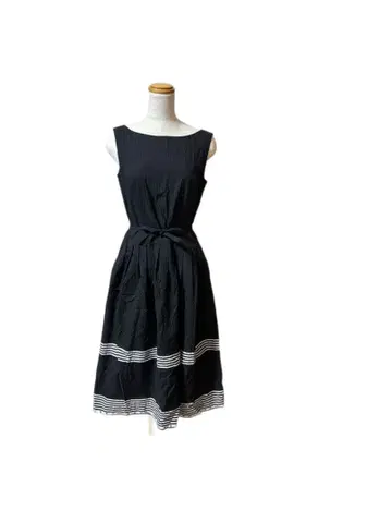 Ms GRACY 슬리브리스 블랙 드레스 원피스 40