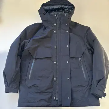 +J 블랙 다운 자켓 M 사이즈 유니클로