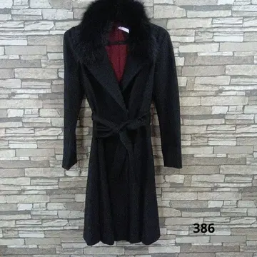 블랙 퍼 옷깃 롱 코트