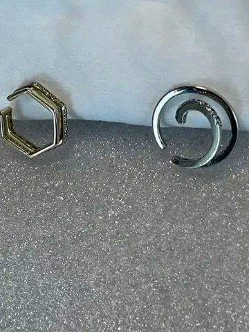 이어커프 세트 육각형과 물결 디자인