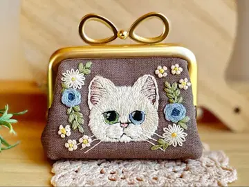 손자수 고양이 리본 가마구치 화이트 고양이 오드아이