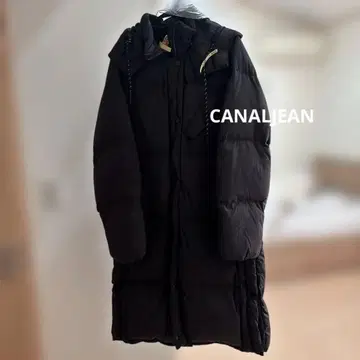 캐널 진 후드 부착 블랙 다운 자켓