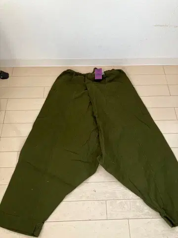 마라이카 사루엘 팬츠 올리브 그린