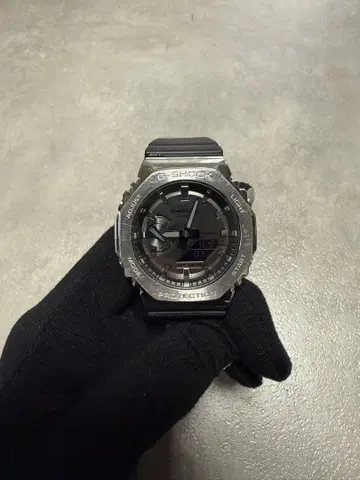 G-SHOCK GM-2100 시계 블랙, 메탈