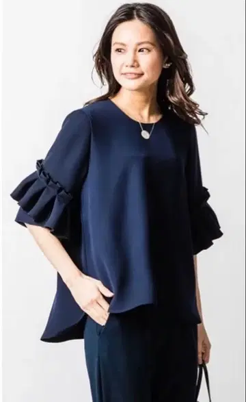 VIRINA 네이비 프릴 소매 셔츠 수험 오피스 캐주얼 PTA