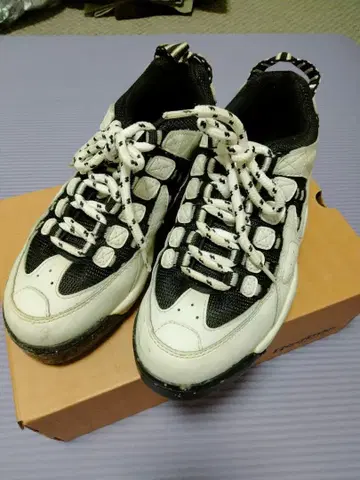 여성용 골프화 AGC 스니커즈 타입 화이트/블랙