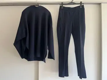 12/25까지 [ le phil ] 니트 네이비 팬츠 셋업 ( 0 )