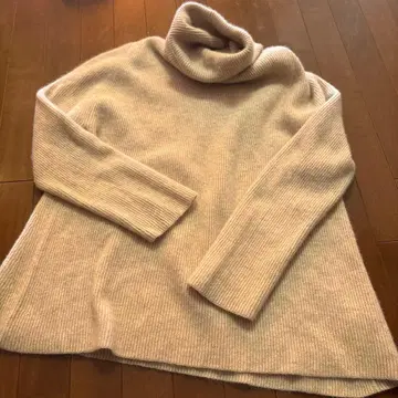 [ 컨디션 최상 ] 캐시미어 75% SATONER 터틀넥 스웨터