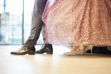 RANDA 플라워 자수 하이힐 펌프스