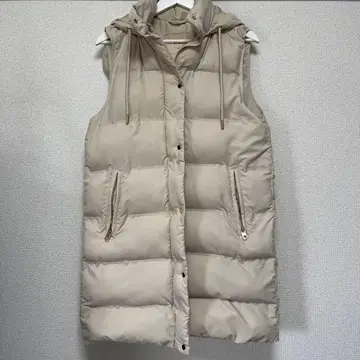 ZARA 베이지 다운 코트