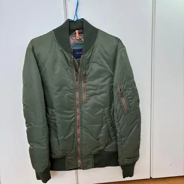 MA-1 플라이트 자켓 올리브 그린