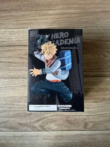 바쿠고 카츠키 피규어