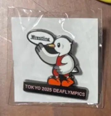 TOKYO 2025 DEAFLYMPICS 레슬링 핀 배지