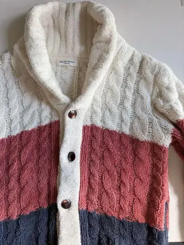 새상품급 젤라피케 남성용 카우친