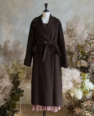 12/16까지 Herlipto capucineslongrivercoat