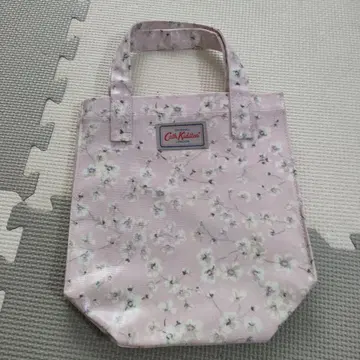 미사용 새상품 하자품 캐스키드슨 꽃무늬 핸드백 핑크