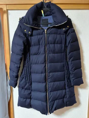 타트라스 폴리테아 투모로우랜드 별주 다운 코트 03