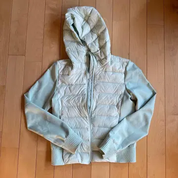Lululemon 후드 부착 다운 자켓 사이즈 4