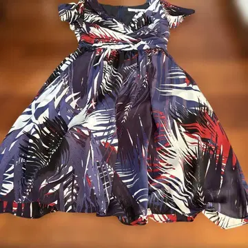 Pinky&Dianne 반팔 꽃무늬 원피스 36