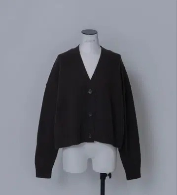 LOHEN 로헨 크롭 니트 가디건