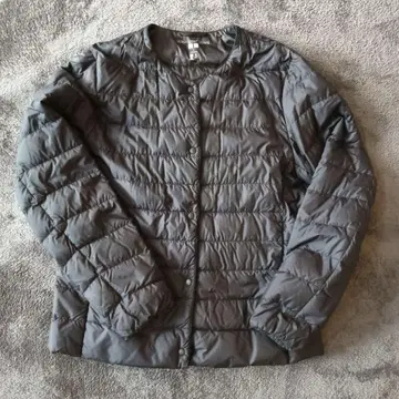 유니클로 울트라 라이트 다운 자켓 여성용 L 사이즈 블랙