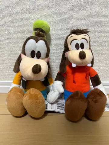 디즈니 구피 맥스 빨간 볼 봉제 인형 M