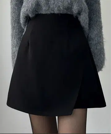 Louere 멜톤 랩 스타일 미니 스커트 (인팬츠 포함) 블랙 M
