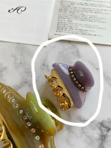 acca 헤어 클립 바나나 퍼플 큐빅