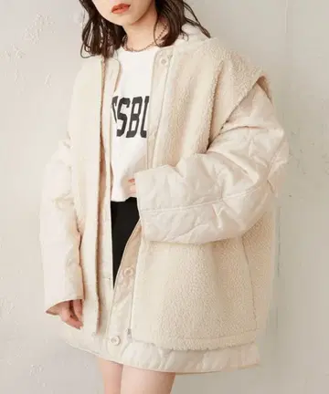 크림색 보아 베스트 + 퀼팅 라이너 블루종