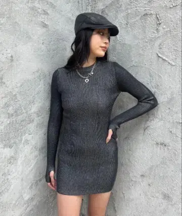 다크 그레이 리브 긴팔 니트 원피스