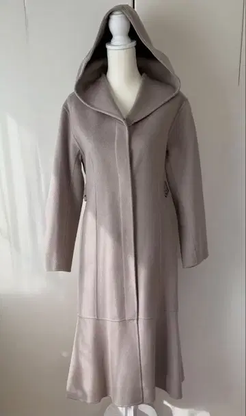 CELFORD 얇은 그레이 후드 부착 머메이드 롱 코트 36