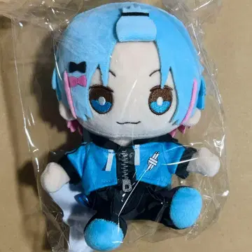 스니즈텝 SneakerStep 앉은 봉제 인형 유타군