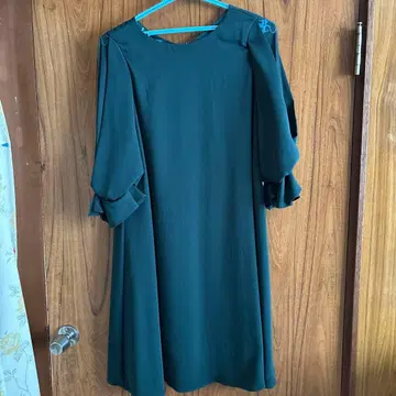 다크 그린 긴팔 원피스 사이즈 38