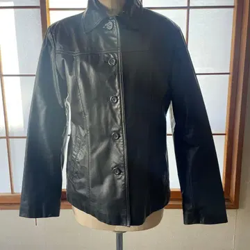 새상품급 스타일리시 가죽제품 블랙 가죽 자켓 L 사이즈