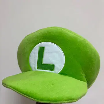 USJ 루이지 모자