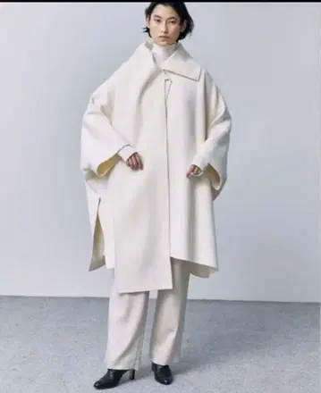 새상품급 STUNNING LURE 스터링 루어 스톨 판초 코트