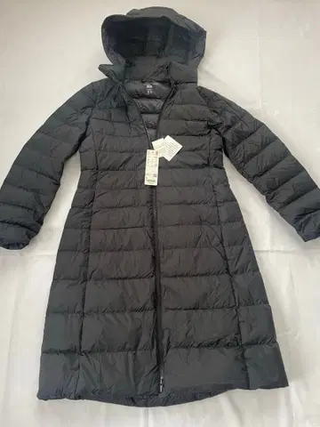 새상품급 유니클로 라이트 다운 블랙 후드 부착 롱 다운 자켓