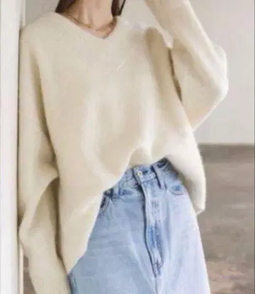 Noble 노블 YAK 와이드 V넥 니트