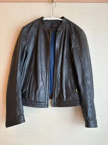 TOMORROWLAND 투모로우랜드 노카라 가죽 자켓