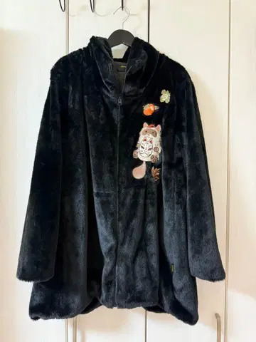 콘야쿠 KON-JAKU 후드 부착 후드티 L 블랙