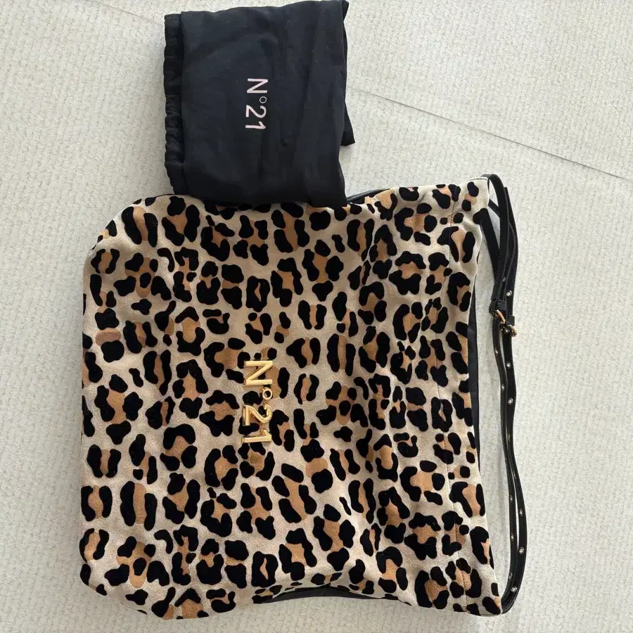 THREETIMES | 쓰리타임즈 Threetimes Mini Moon Bag #쓰리타임즈,#가방