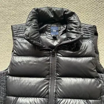 Gap 블랙 다운 베스트