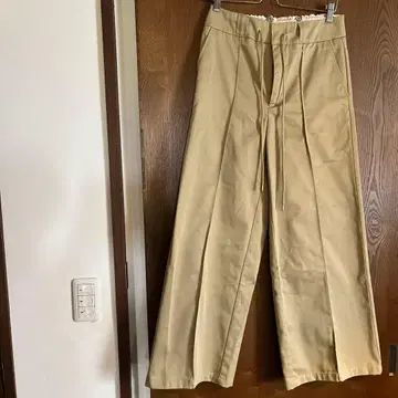 BAYARESTORY 베이지 와이드 팬츠
