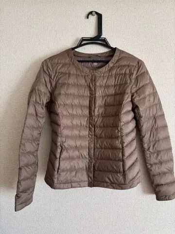 유니클로 울트라 라이트 다운 컴팩트 자켓 베이지 S 수납 봉투 포함