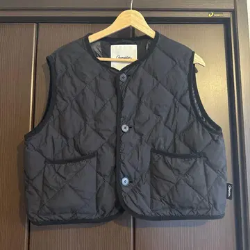 Gymphlex 짐플렉스 숏 기장 퀼팅 베스트